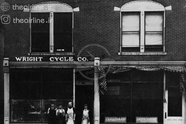 برادران رایت و تحقق رویای پرواز Wright Brothers Bike Shop