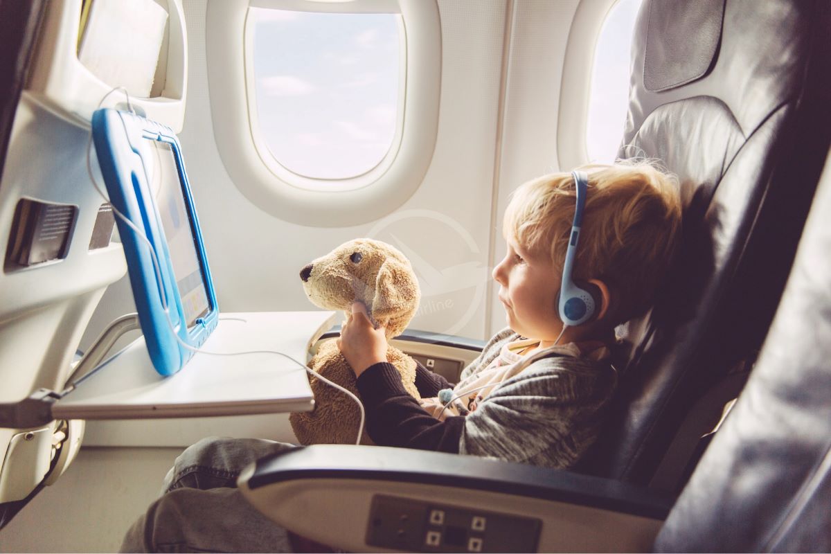 چه زمانی کودک می تواند با هواپیما پرواز کند؟